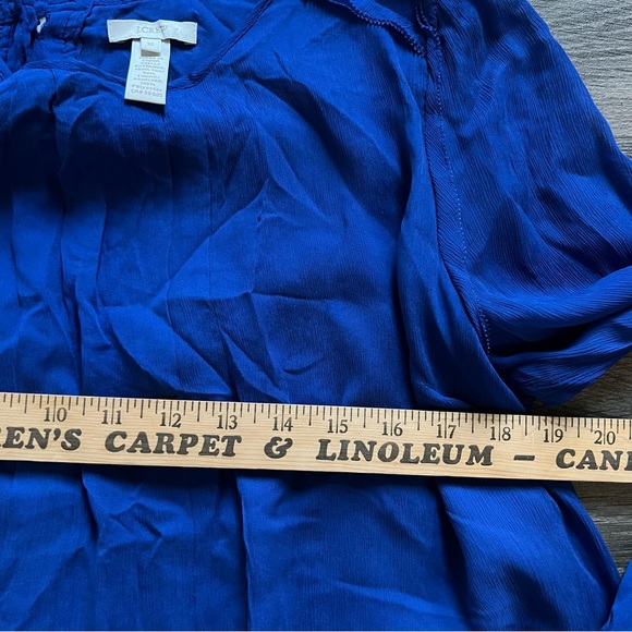 J. Crew 100% Silk Bright Royal Blue Button Up Back Long Sleeve Lined Top sz 12 - Picture 5 of 6